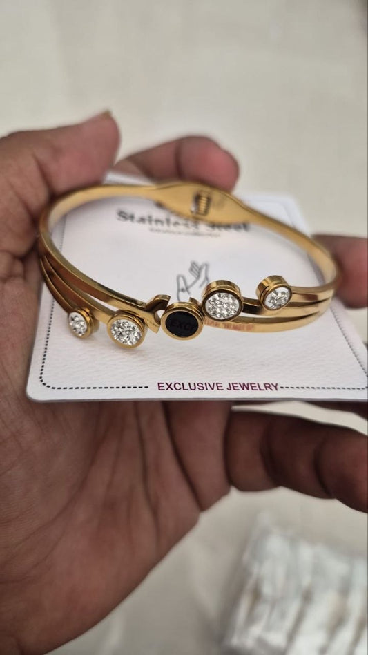 Anti Tarnish Crystal Dot Designer Kada Bracelet